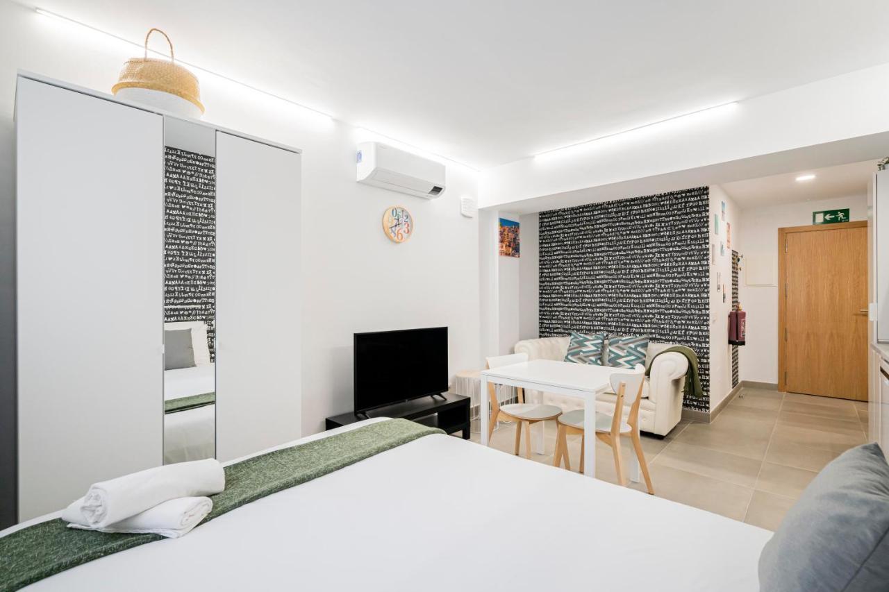 Dobo Madrid Anr2 Exterior foto